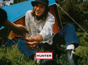 HUNTER 21&#039; CAMPAIGN OUTDOORS